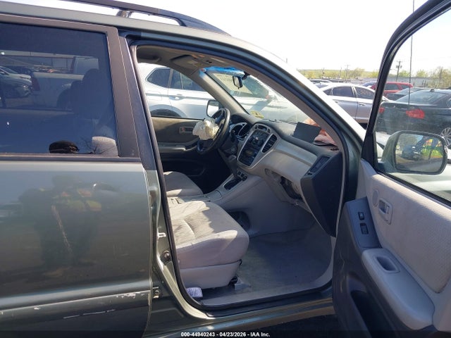 Auction sale of the 2005 Toyota Highlander V6, vin: JTEEP21A250098083, lot number: 44940243