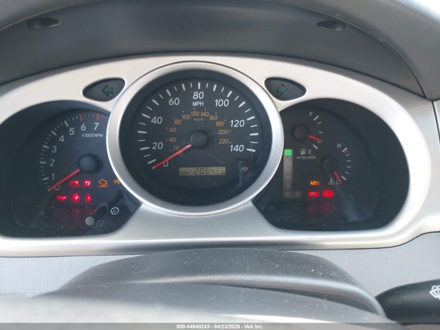 Auction sale of the 2005 Toyota Highlander V6, vin: JTEEP21A250098083, lot number: 44940243