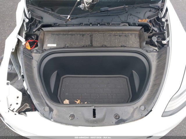 Продаж на аукціоні авто 2023 Tesla Model Y Awd/long Range Dual Motor All-wheel Drive, vin: 7SAYGAEE5PF660431, номер лоту: 44940244