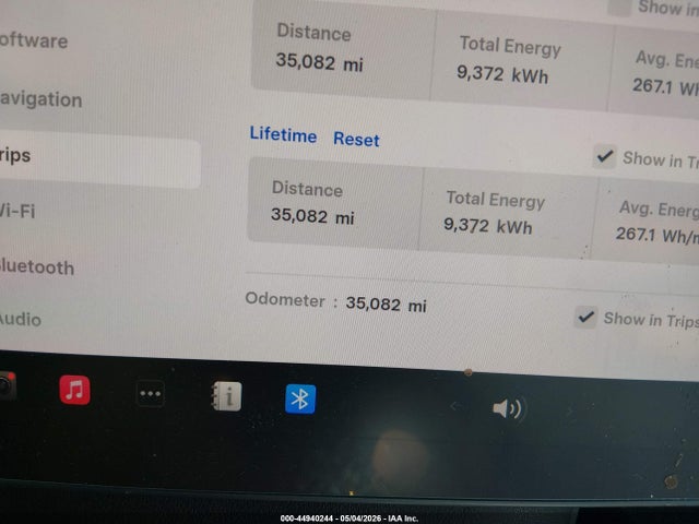 Продаж на аукціоні авто 2023 Tesla Model Y Awd/long Range Dual Motor All-wheel Drive, vin: 7SAYGAEE5PF660431, номер лоту: 44940244