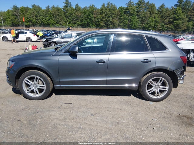 2016 Audi Q5 2.0t Premium მანქანა იყიდება აუქციონზე, vin: WA1L2AFP0GA070596, აუქციონის ნომერი: 44940264