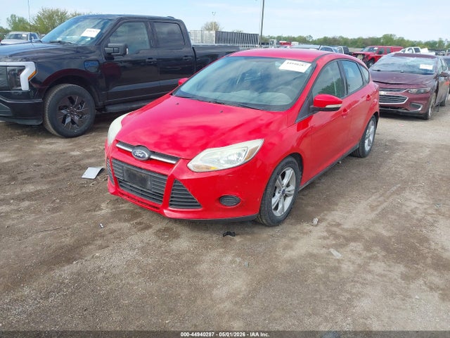 Ford FOCUS SE 2014 1FADP3K28EL404463 Image 2