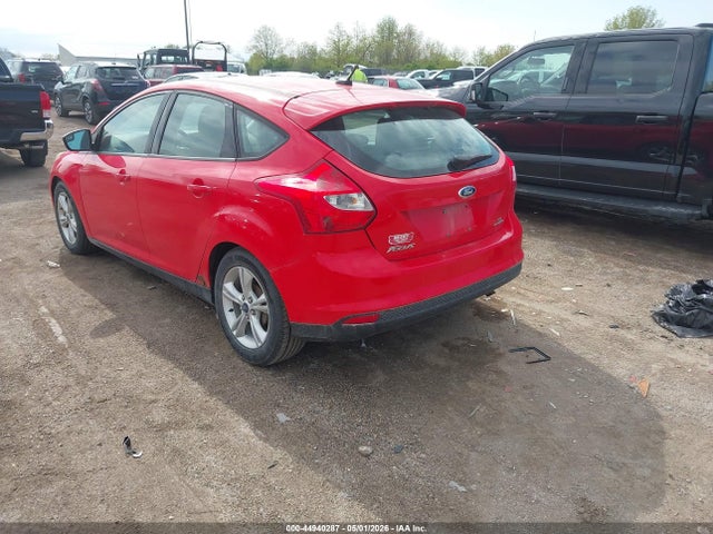 Ford FOCUS SE 2014 1FADP3K28EL404463 Image 3