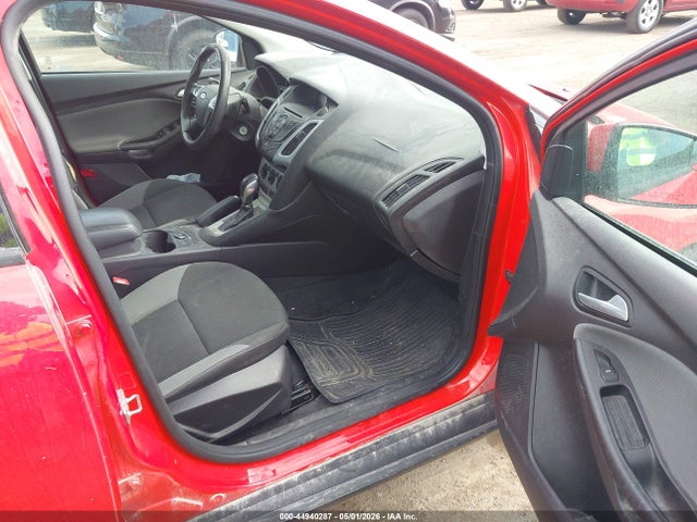 Ford FOCUS SE 2014 1FADP3K28EL404463 Image 5