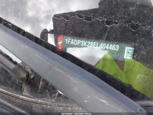 Ford FOCUS SE 2014 1FADP3K28EL404463 Image 9