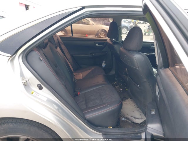 2015 Toyota Camry Se მანქანა იყიდება აუქციონზე, vin: 4T1BF1FK5FU897626, აუქციონის ნომერი: 44940307