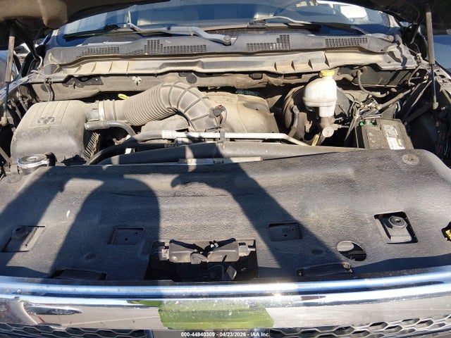 44940309 :رقم المزاد ، 1D7RV1CT2BS608152 vin ، 2011 Ram 1500 Laramie مزاد بيع