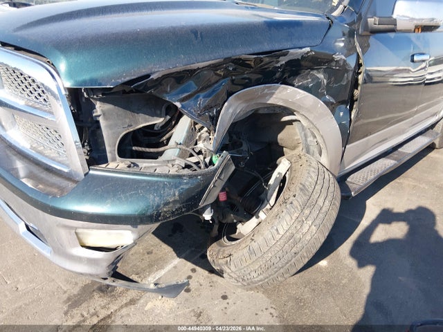 44940309 :رقم المزاد ، 1D7RV1CT2BS608152 vin ، 2011 Ram 1500 Laramie مزاد بيع