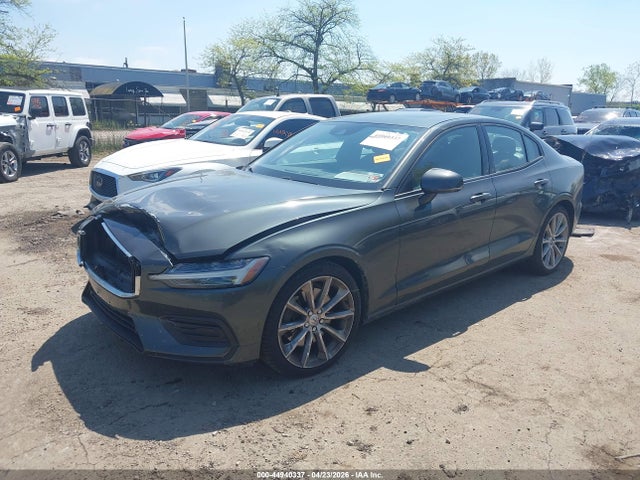 Aukcja sprzedaży 2019 Volvo S60 T6 Momentum, vin: 7JRA22TK3KG014915, numer aukcji: 44940337