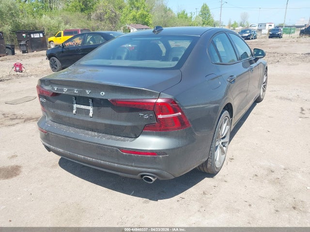 Aukcja sprzedaży 2019 Volvo S60 T6 Momentum, vin: 7JRA22TK3KG014915, numer aukcji: 44940337