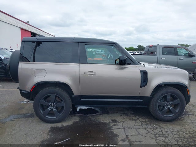 SALEW6EE4P2205565 Land Rover Defender 90 Carpathian Edition/90 V8