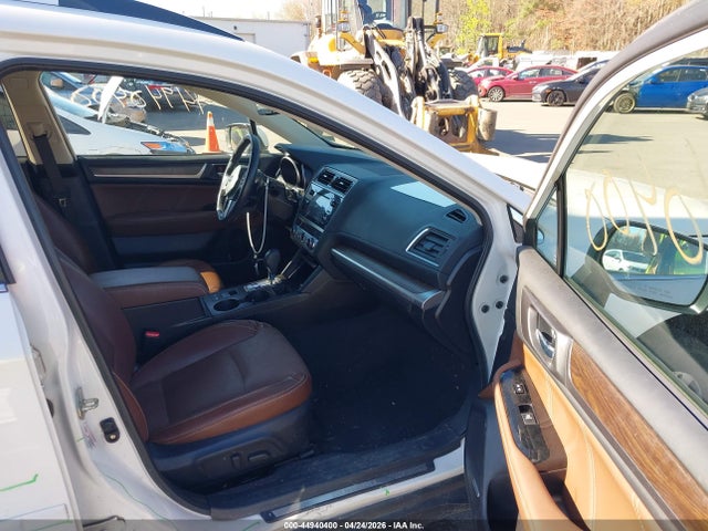 Aukcja sprzedaży 2017 Subaru Outback 3.6r Touring, vin: 4S4BSETC3H3333871, numer aukcji: 44940400
