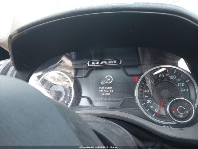 1C6SRFDT7KN751776 RAM 1500 Laramie 4x4 6&#039;4 Box