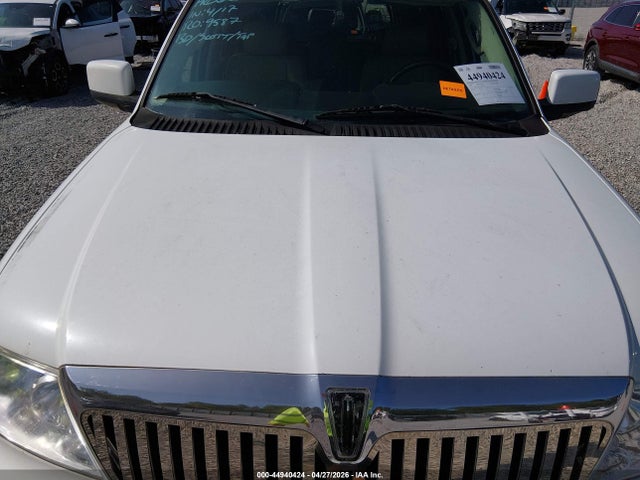 2006 Lincoln Navigator Luxury/ultimate მანქანა იყიდება აუქციონზე, vin: 5LMFU27526LJ01343, აუქციონის ნომერი: 44940424