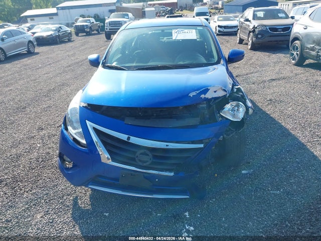 2015 Nissan Versa 1.6 Sl მანქანა იყიდება აუქციონზე, vin: 3N1CN7AP6FL915260, აუქციონის ნომერი: 44940432