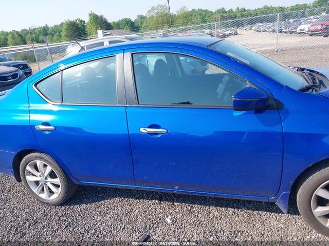 2015 Nissan Versa 1.6 Sl მანქანა იყიდება აუქციონზე, vin: 3N1CN7AP6FL915260, აუქციონის ნომერი: 44940432