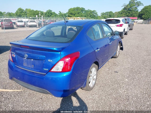 2015 Nissan Versa 1.6 Sl მანქანა იყიდება აუქციონზე, vin: 3N1CN7AP6FL915260, აუქციონის ნომერი: 44940432