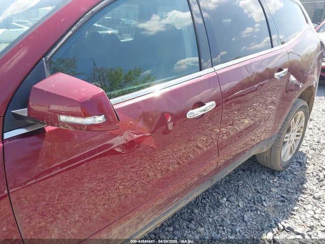 44940441 :رقم المزاد ، 1GNKVGKD5FJ379591 vin ، 2015 Chevrolet Traverse 1lt مزاد بيع