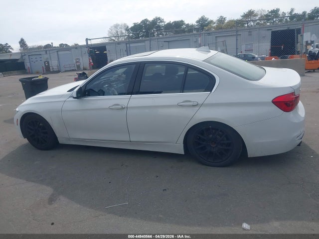 44940566 :رقم المزاد ، WBA8D9G56JNU68636 vin ، 2018 Bmw 330i Xdrive مزاد بيع