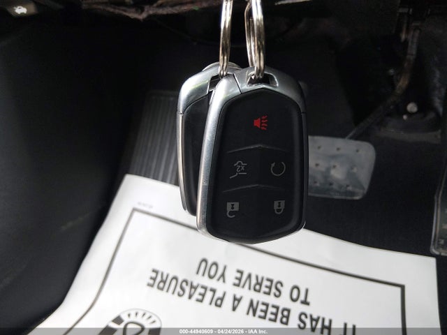 44940609 :رقم المزاد ، 1GYKPDRS4LZ227153 vin ، 2020 Cadillac Xt6 Awd Premium Luxury مزاد بيع