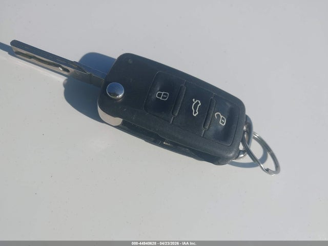 Продажа на аукционе авто 2012 Volkswagen Jetta 2.5l Se, vin: 3VWDX7AJ0CM122482, номер лота: 44940628