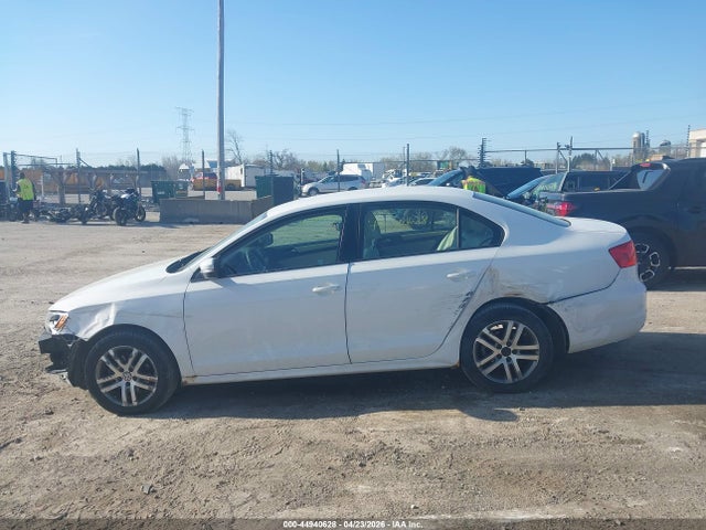 Продажа на аукционе авто 2012 Volkswagen Jetta 2.5l Se, vin: 3VWDX7AJ0CM122482, номер лота: 44940628