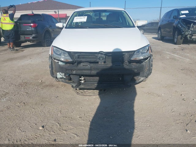 Продажа на аукционе авто 2012 Volkswagen Jetta 2.5l Se, vin: 3VWDX7AJ0CM122482, номер лота: 44940628