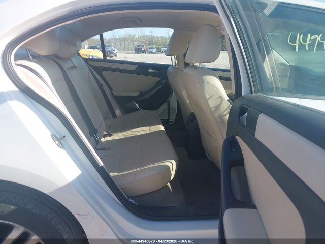 Продажа на аукционе авто 2012 Volkswagen Jetta 2.5l Se, vin: 3VWDX7AJ0CM122482, номер лота: 44940628