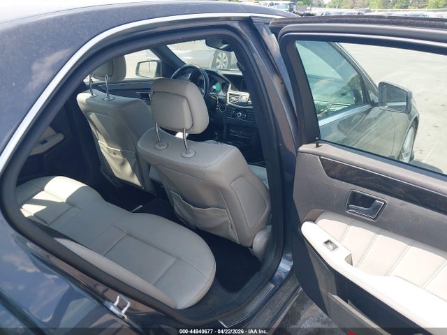 44940677 :رقم المزاد ، WDDHF5GB8BA374039 vin ، 2011 Mercedes-benz E 350 مزاد بيع