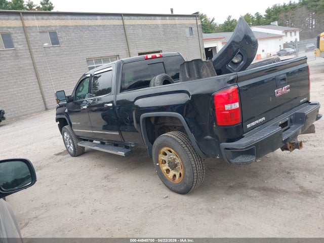 2015 Gmc Sierra 2500hd Denali მანქანა იყიდება აუქციონზე, vin: 1GT120E85FF675085, აუქციონის ნომერი: 44940700