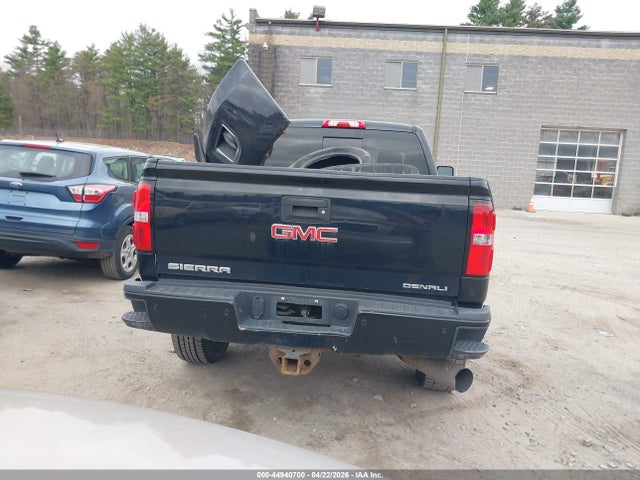 2015 Gmc Sierra 2500hd Denali მანქანა იყიდება აუქციონზე, vin: 1GT120E85FF675085, აუქციონის ნომერი: 44940700