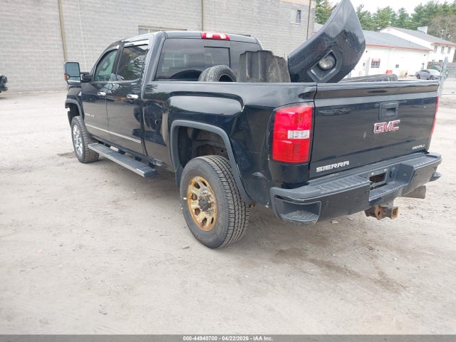 2015 Gmc Sierra 2500hd Denali მანქანა იყიდება აუქციონზე, vin: 1GT120E85FF675085, აუქციონის ნომერი: 44940700