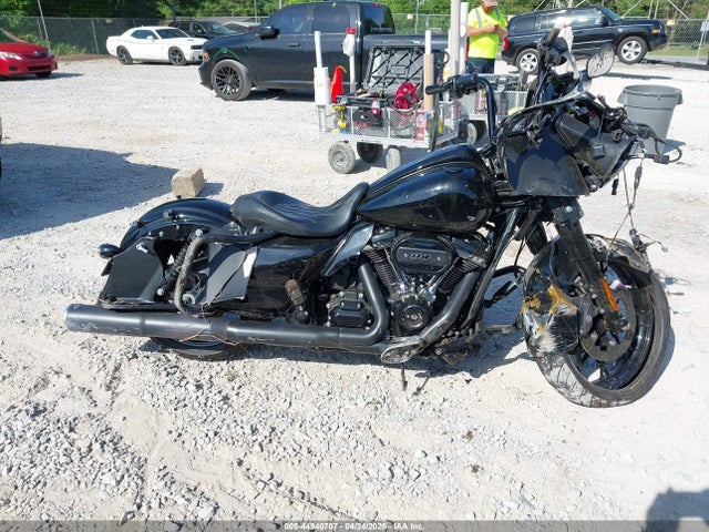 44940707 :رقم المزاد ، 1HD1KTP19MB667172 vin ، 2021 Harley-davidson Fltrxs مزاد بيع