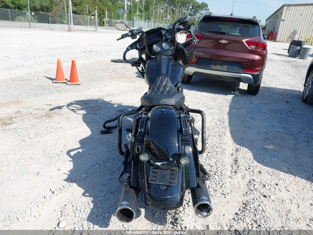 44940707 :رقم المزاد ، 1HD1KTP19MB667172 vin ، 2021 Harley-davidson Fltrxs مزاد بيع