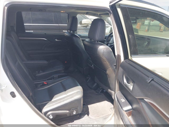 Aukcja sprzedaży 2015 Toyota Highlander Limited V6, vin: 5TDYKRFH5FS077452, numer aukcji: 44940712