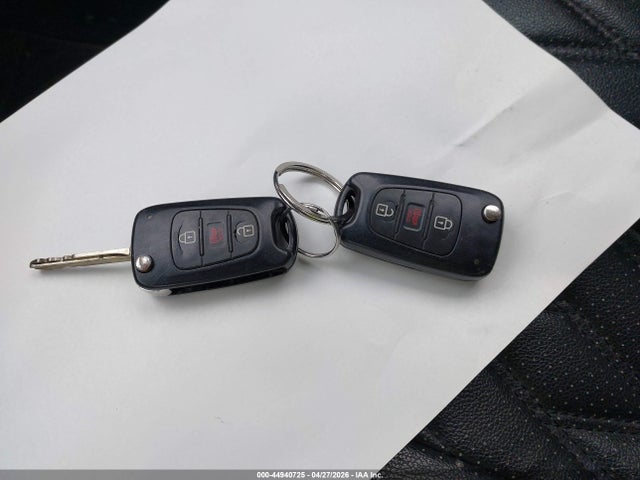 44940725 :رقم المزاد ، KNDJT2A54D7592937 vin ، 2013 Kia Soul ! مزاد بيع