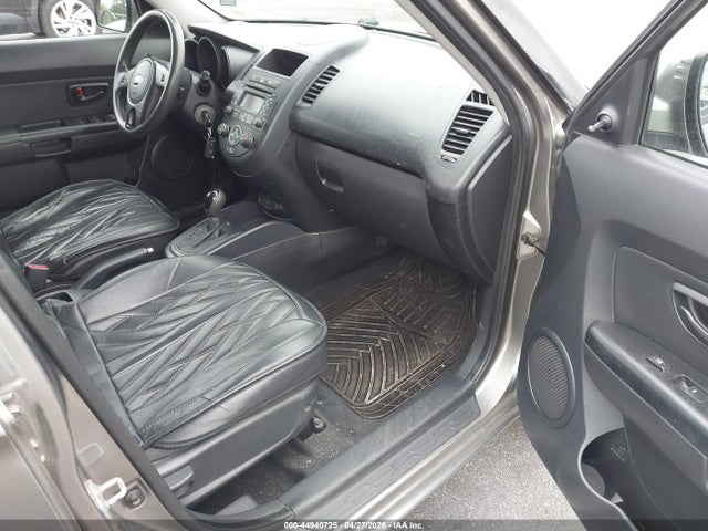 44940725 :رقم المزاد ، KNDJT2A54D7592937 vin ، 2013 Kia Soul ! مزاد بيع