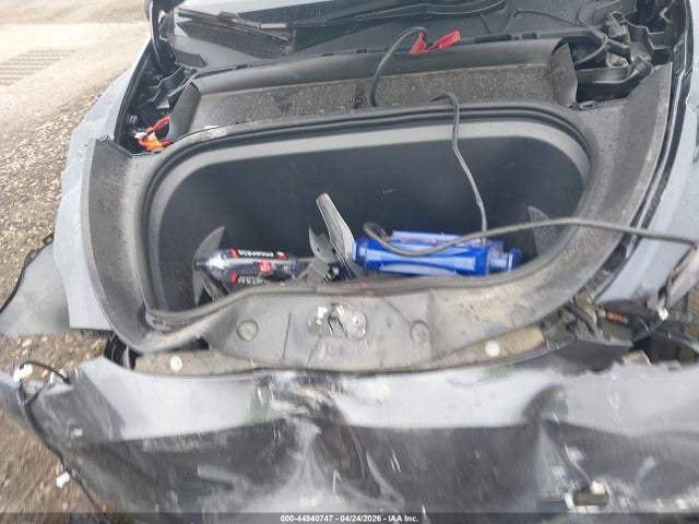 44940747 :رقم المزاد ، 7SAYGDED8SA369646 vin ، 2025 Tesla Model Y Long Range Dual Motor Rear-wheel Drive مزاد بيع