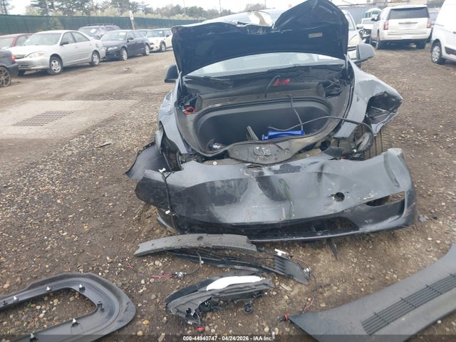 44940747 :رقم المزاد ، 7SAYGDED8SA369646 vin ، 2025 Tesla Model Y Long Range Dual Motor Rear-wheel Drive مزاد بيع
