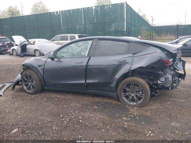 44940747 :رقم المزاد ، 7SAYGDED8SA369646 vin ، 2025 Tesla Model Y Long Range Dual Motor Rear-wheel Drive مزاد بيع