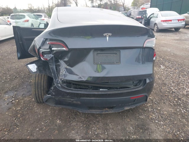 44940747 :رقم المزاد ، 7SAYGDED8SA369646 vin ، 2025 Tesla Model Y Long Range Dual Motor Rear-wheel Drive مزاد بيع