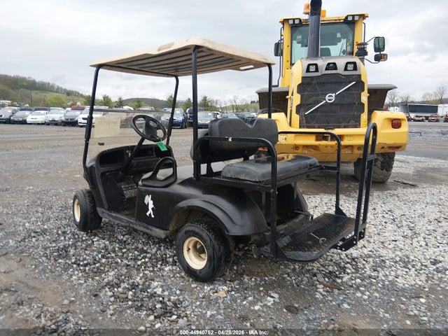 Ez-Go Golf Cart 2022 3536231 Image 3