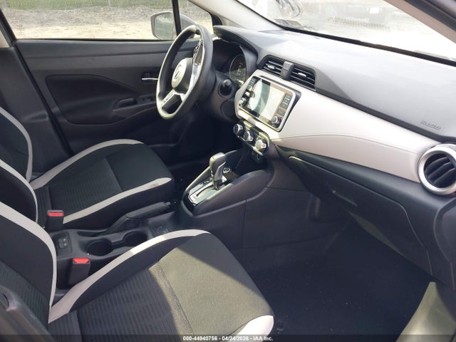 3N1CN8EV0ML925665 Nissan Versa Sv Xtronic Cvt