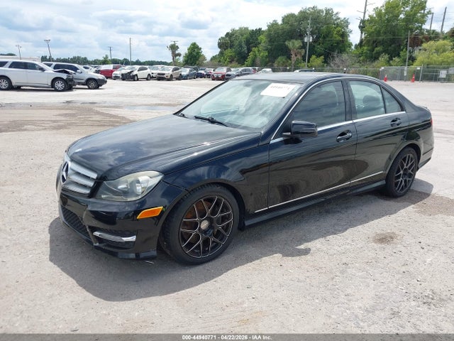 44940771 :رقم المزاد ، WDDGF8AB8DR256745 vin ، 2013 Mercedes-benz C 300 Sport 4matic مزاد بيع