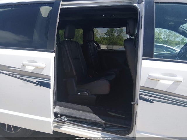 2018 Dodge Grand Caravan Gt მანქანა იყიდება აუქციონზე, vin: 2C4RDGEGXJR241369, აუქციონის ნომერი: 44940774