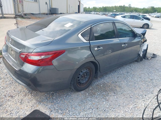 Nissan Altima 2.5 S 2018 1N4AL3AP0JC193765 Image 4
