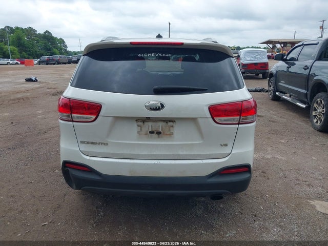44940823 :رقم المزاد ، 5XYPG4A52JG361415 vin ، 2018 Kia Sorento 3.3l Lx مزاد بيع