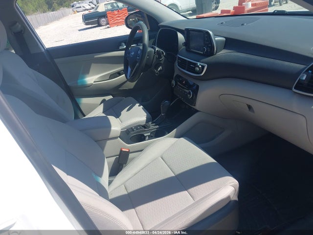 Продажа на аукционе авто 2020 Hyundai Tucson Se, vin: KM8J23A46LU077675, номер лота: 44940833