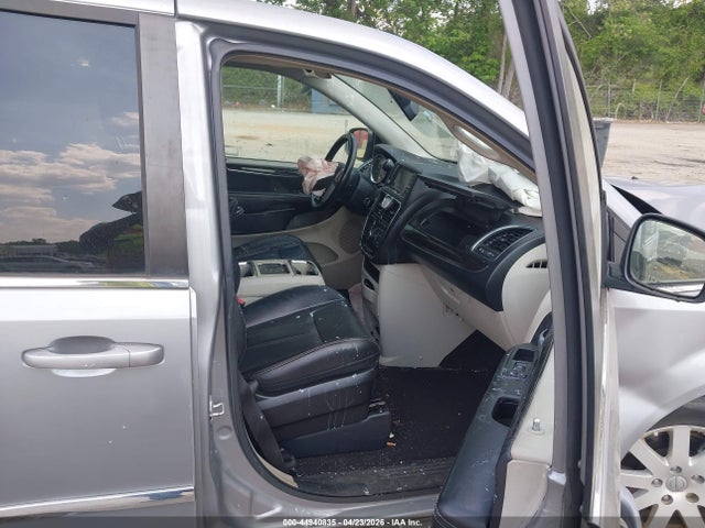 Продажа на аукционе авто 2014 Chrysler Town & Country Touring, vin: 2C4RC1BG2ER156066, номер лота: 44940835