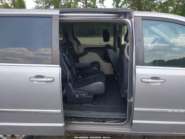 Продажа на аукционе авто 2014 Chrysler Town & Country Touring, vin: 2C4RC1BG2ER156066, номер лота: 44940835